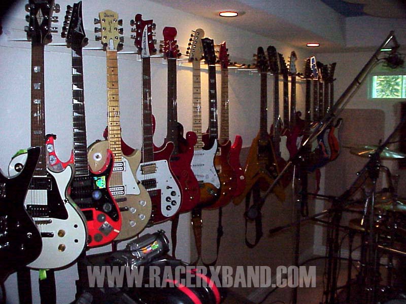 085. guitarroom.jpg