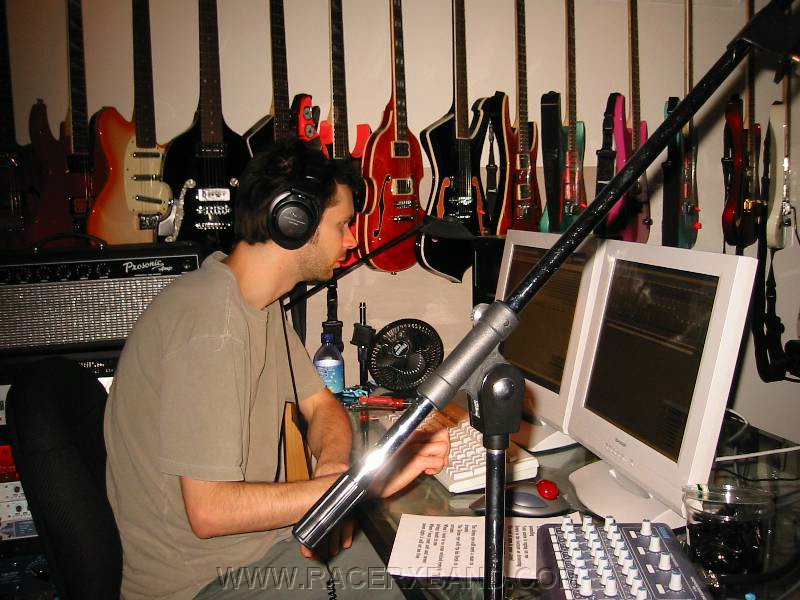 125. paullistens.jpg